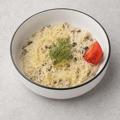 Феттучини с курицей или креветками
